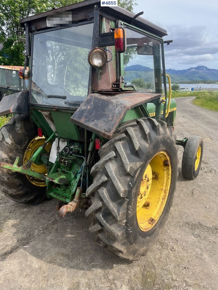 1980 John Deere 1030 tractor w/ twin deck and duun cabin. See hours. - Tractor: afbeelding 2 1980 John Deere 1030 tractor w/ twin deck and duun cabin. See hours. - Tractor: afbeelding 2