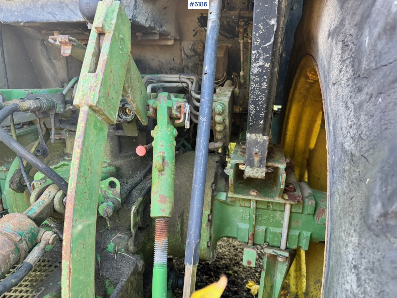 Tractor 1981 John Deere 3040 w/Twin wheels.: afbeelding 17