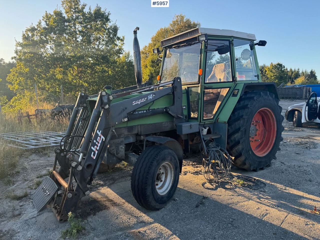 1982 Fendt 306LS 4x2 with front loader - Tractor: afbeelding 5 1982 Fendt 306LS 4x2 with front loader - Tractor: afbeelding 5