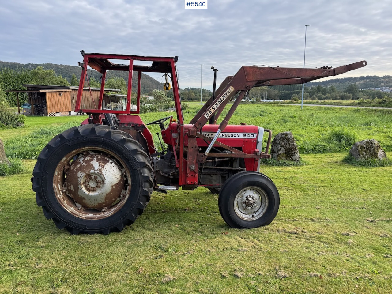 1982 Massey Ferguson 235 w/front loader. - Tractor: afbeelding 5 1982 Massey Ferguson 235 w/front loader. - Tractor: afbeelding 5