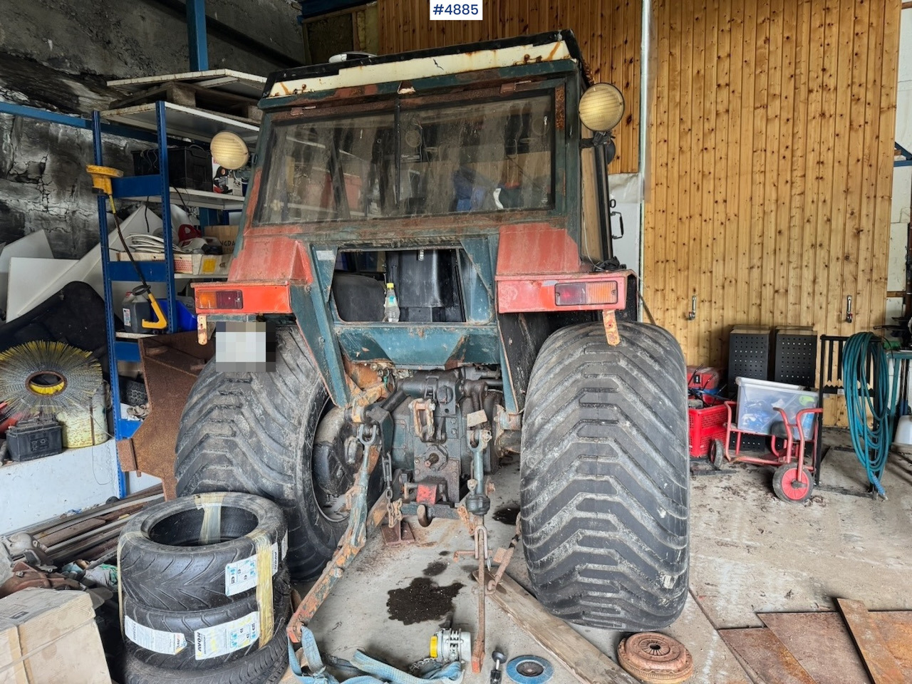 1982 Zetor 5011 4x2 Traktor. Gåen Clutch. - Tractor: afbeelding 3 1982 Zetor 5011 4x2 Traktor. Gåen Clutch. - Tractor: afbeelding 3