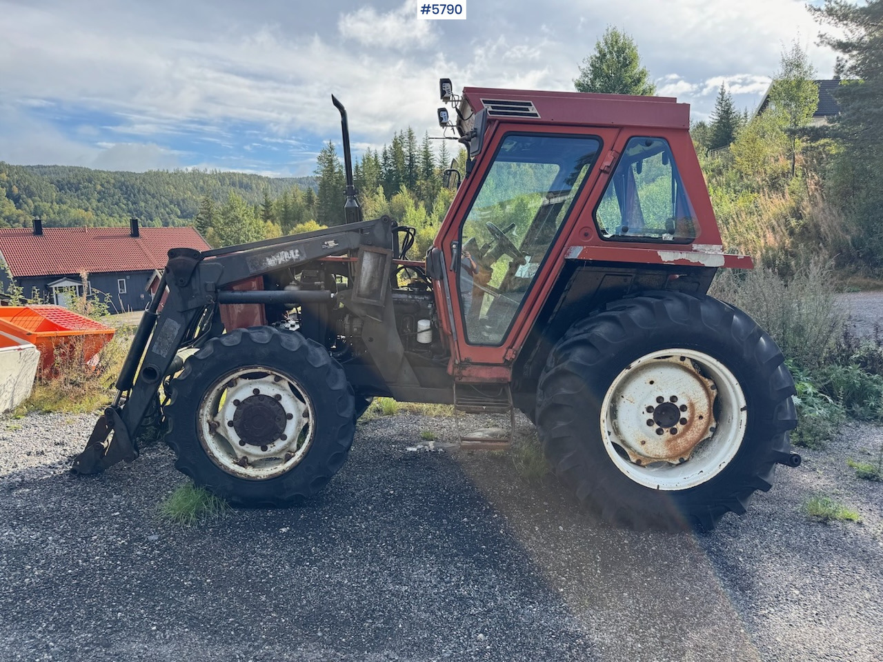 1986 Fiat 70-90 DT w/ front loader. - Tractor: afbeelding 1 1986 Fiat 70-90 DT w/ front loader. - Tractor: afbeelding 1