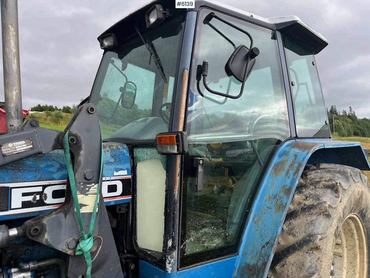 1992 Ford 5640 w/ Trima front loader - Tractor: afbeelding 4 1992 Ford 5640 w/ Trima front loader - Tractor: afbeelding 4