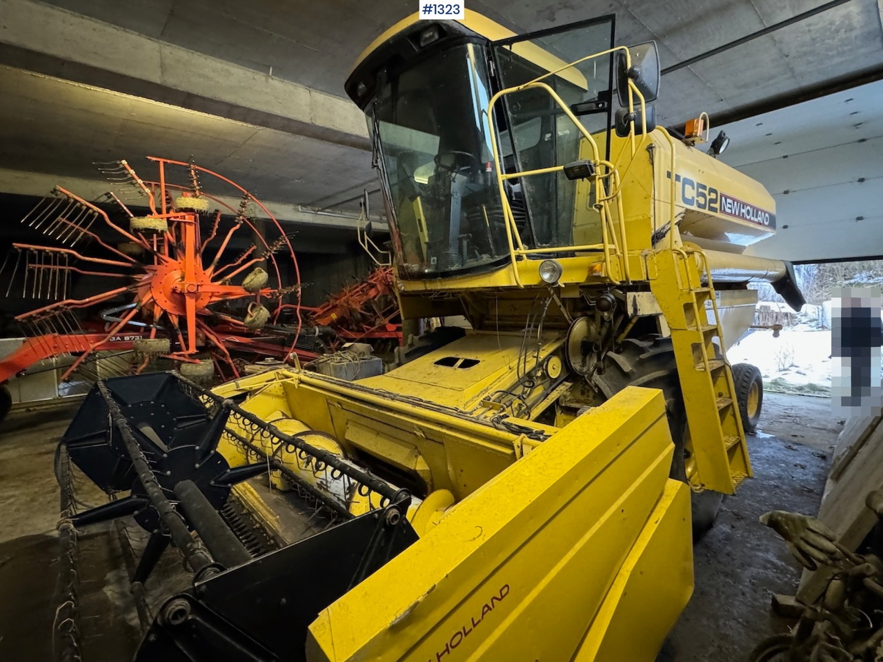 1992 New Holland TC52 Combine - Maaidorser: afbeelding 2 1992 New Holland TC52 Combine - Maaidorser: afbeelding 2