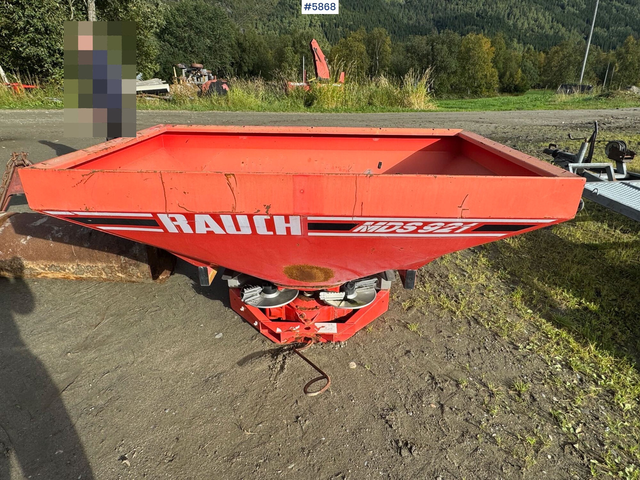 1997 Rauch MDS 921 Fertilizer spreader, partial repair project - Kunstmeststrooier: afbeelding 1 1997 Rauch MDS 921 Fertilizer spreader, partial repair project - Kunstmeststrooier: afbeelding 1