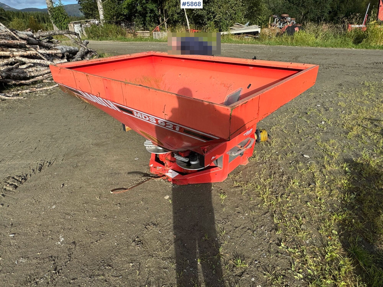 1997 Rauch MDS 921 Fertilizer spreader, partial repair project - Kunstmeststrooier: afbeelding 2 1997 Rauch MDS 921 Fertilizer spreader, partial repair project - Kunstmeststrooier: afbeelding 2