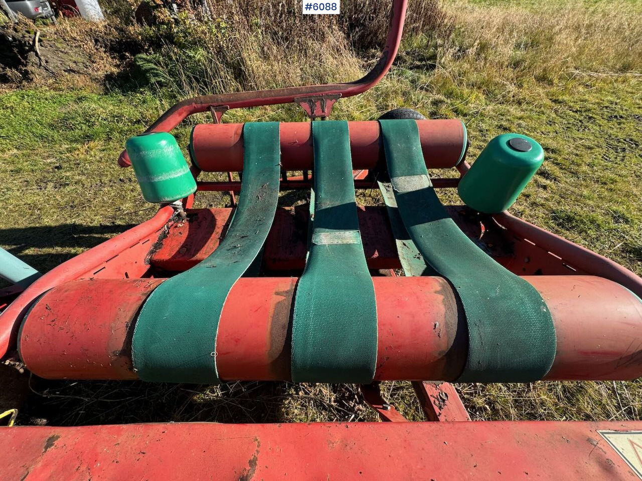 1998 Kverneland 7335 Round bale wrapper - Hooi-/ Voedermachine: afbeelding 5 1998 Kverneland 7335 Round bale wrapper - Hooi-/ Voedermachine: afbeelding 5