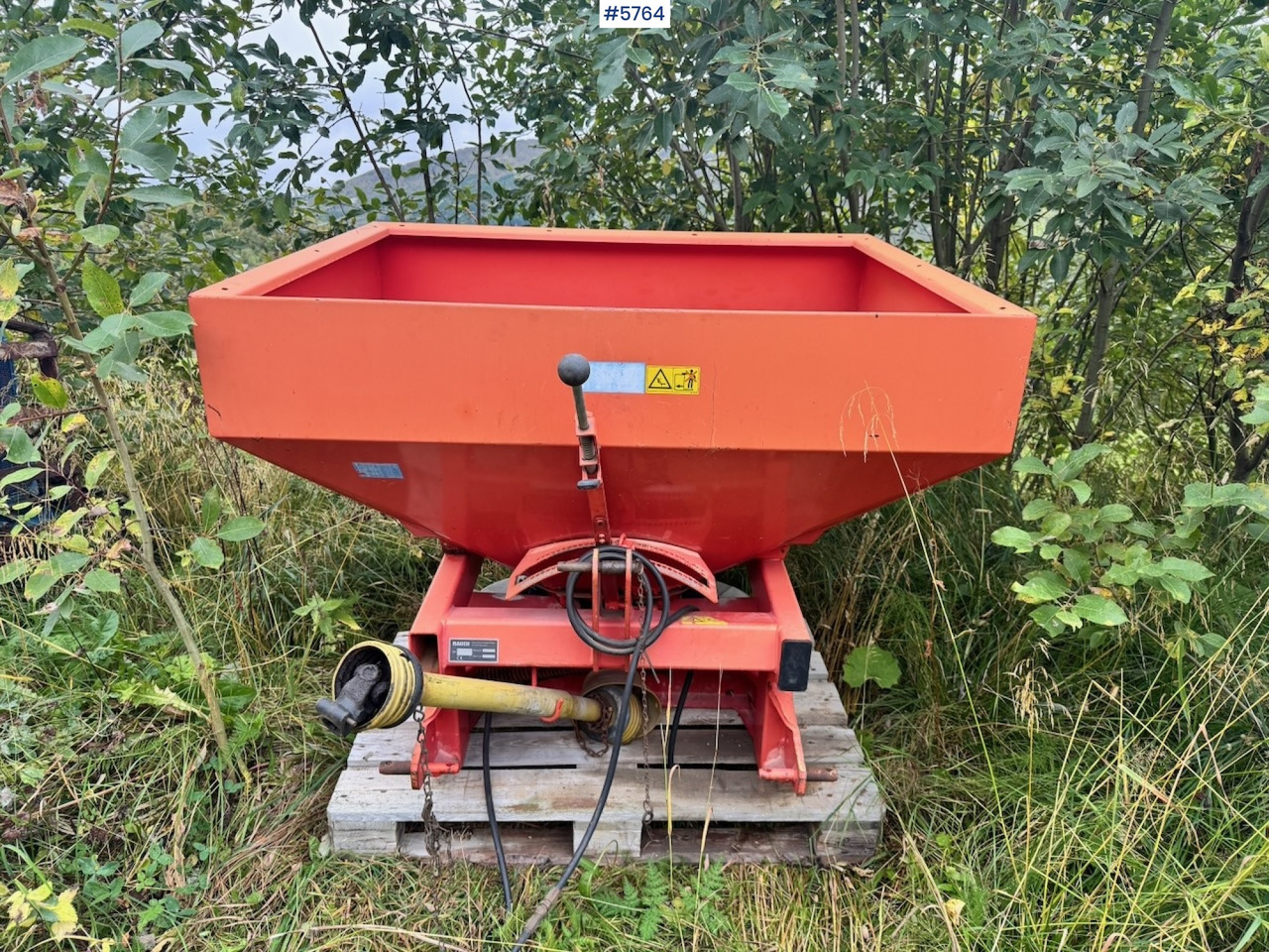 1999 Rauch MDS 81 Fertiliser Spreader - Kunstmeststrooier: afbeelding 2 1999 Rauch MDS 81 Fertiliser Spreader - Kunstmeststrooier: afbeelding 2
