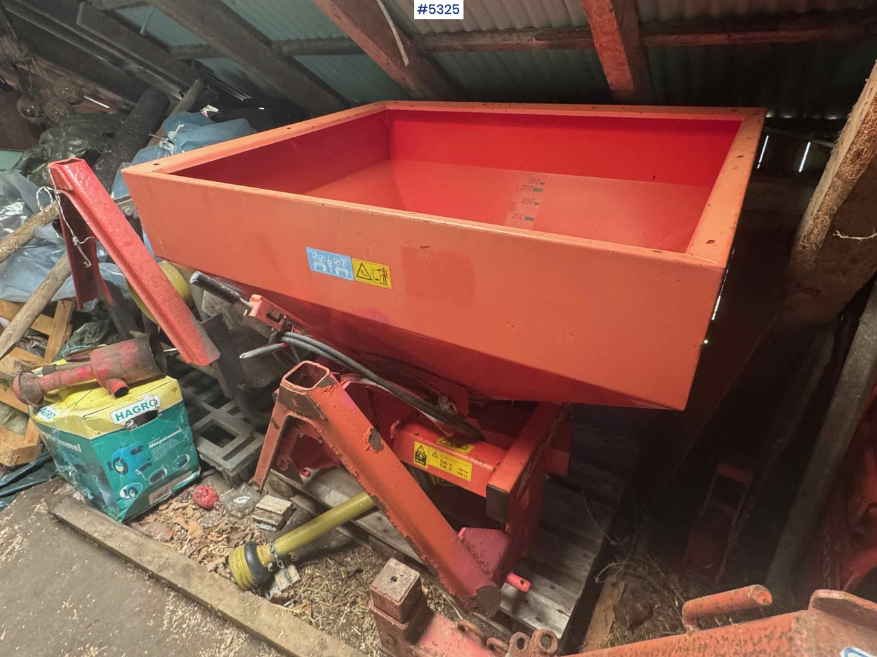 1999 Rauch MDS 81 fertilizer spreader - Kunstmeststrooier: afbeelding 5 1999 Rauch MDS 81 fertilizer spreader - Kunstmeststrooier: afbeelding 5