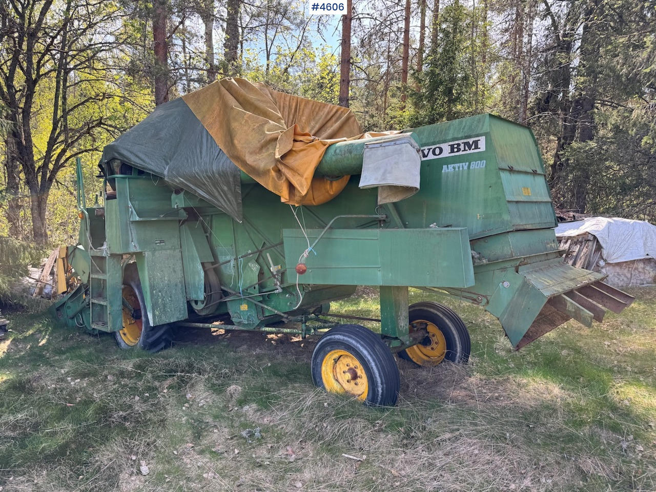 2 Volvo BM Aktiv 800 threshers - Maaidorser: afbeelding 5 2 Volvo BM Aktiv 800 threshers - Maaidorser: afbeelding 5