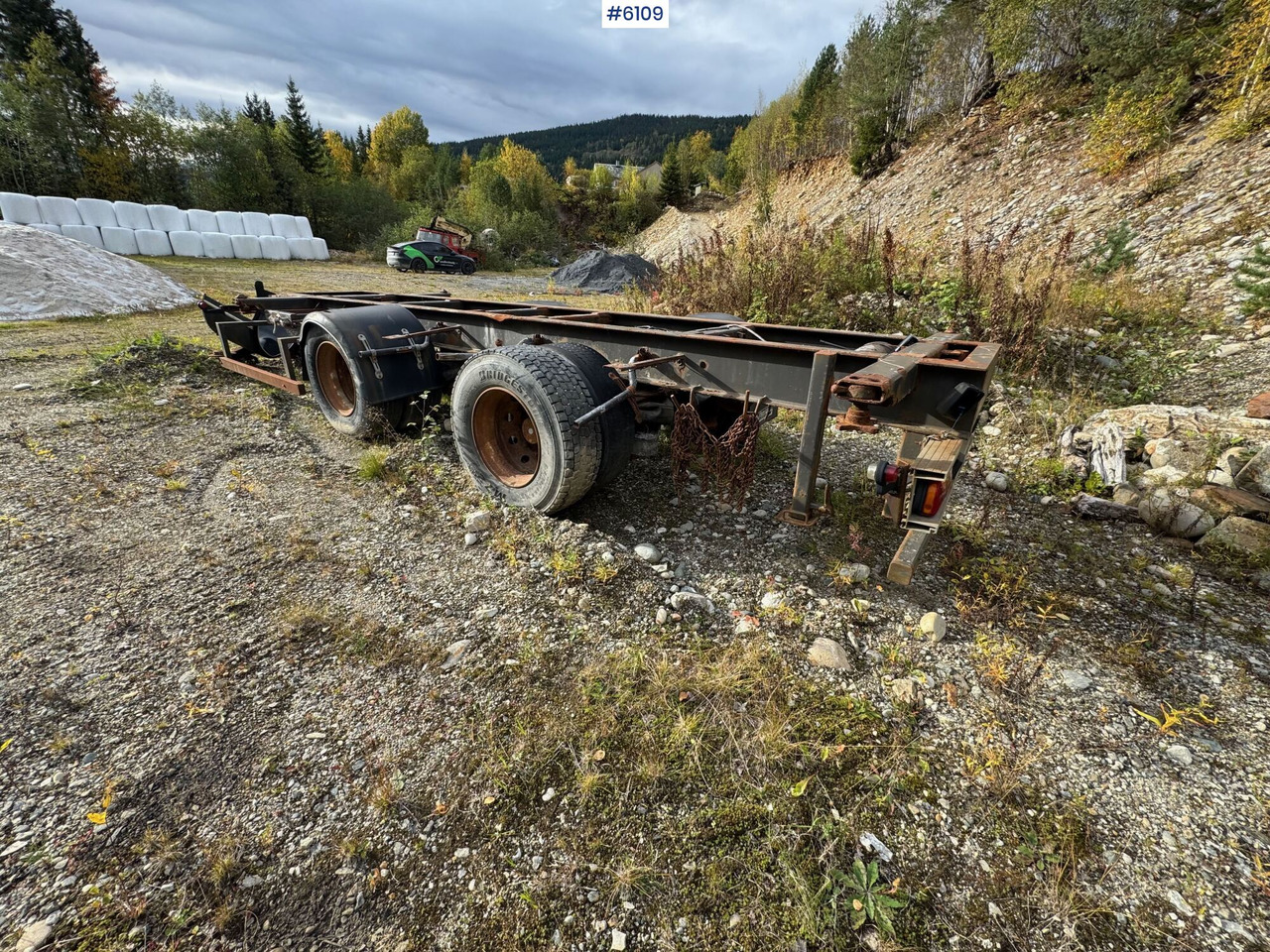 2002 Istrail container trailer. Repair object. - Dieplader aanhangwagen: afbeelding 4 2002 Istrail container trailer. Repair object. - Dieplader aanhangwagen: afbeelding 4