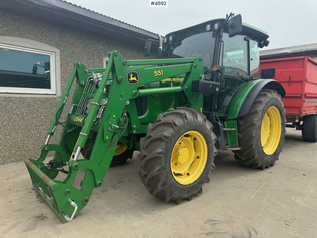 2004 John Deere 5720 4x4 w/ front loader - Tractor: afbeelding 1 2004 John Deere 5720 4x4 w/ front loader - Tractor: afbeelding 1