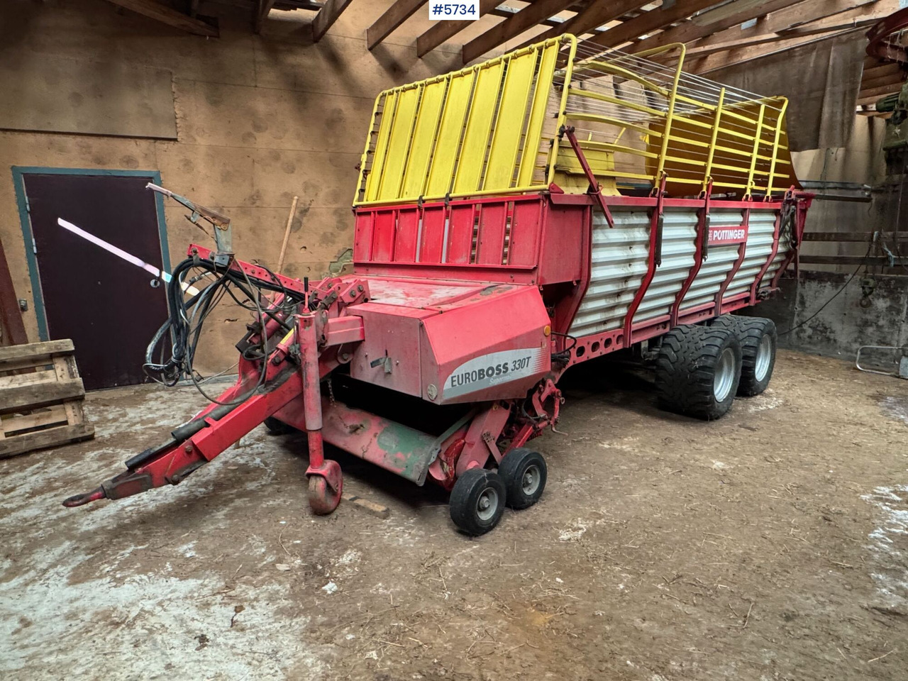 2005 Pottinger Euroboss 330t supermatic - Hooi-/ Voedermachine: afbeelding 1 2005 Pottinger Euroboss 330t supermatic - Hooi-/ Voedermachine: afbeelding 1