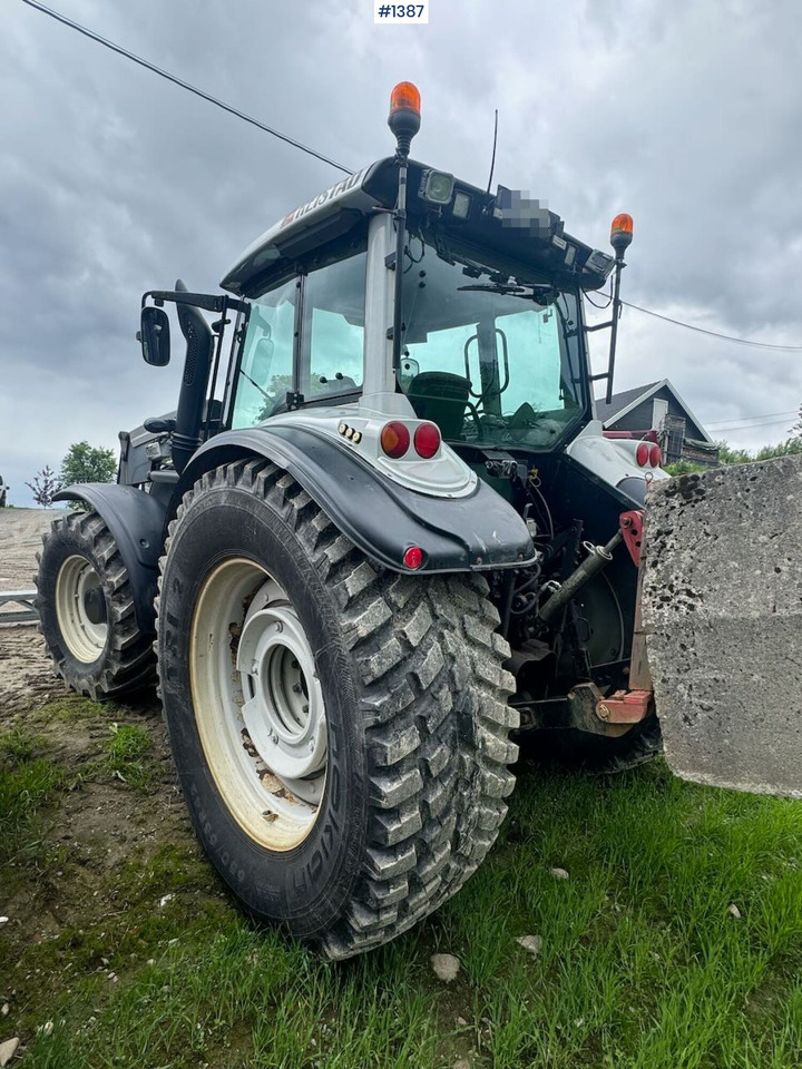 2007 Valtra T190 4x4 Tractor w/ bucket - Tractor: afbeelding 5 2007 Valtra T190 4x4 Tractor w/ bucket - Tractor: afbeelding 5