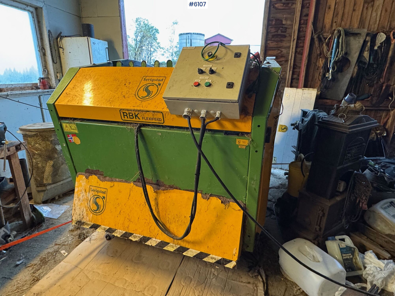 2009 Serigstad RBK Flexifeed round bale cutter - Hooi-/ Voedermachine: afbeelding 2 2009 Serigstad RBK Flexifeed round bale cutter - Hooi-/ Voedermachine: afbeelding 2