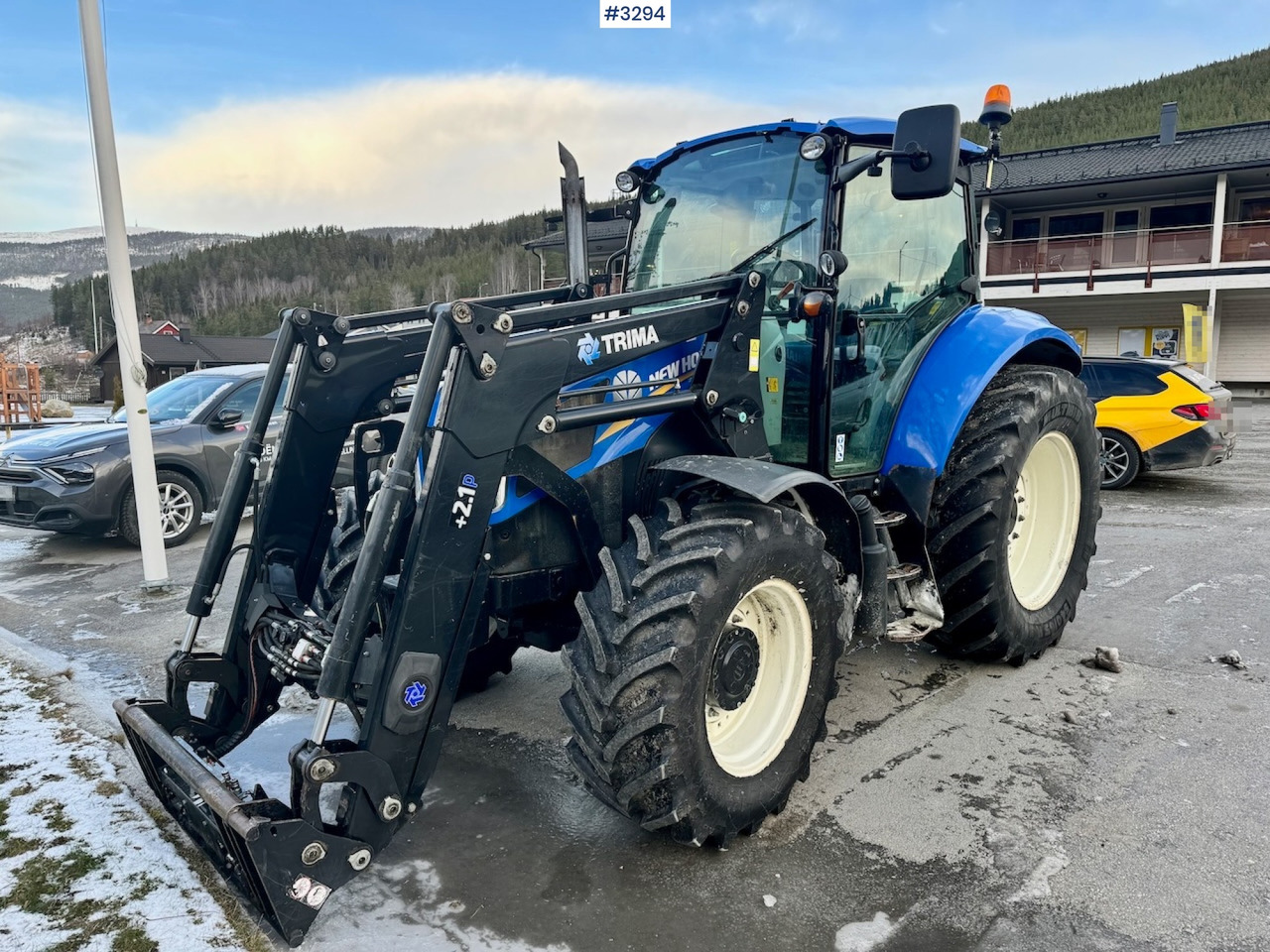 2013 New Holland T5.95 with Trima +2.1P Front Loader. New Engine! - Tractor: afbeelding 4 2013 New Holland T5.95 with Trima +2.1P Front Loader. New Engine! - Tractor: afbeelding 4