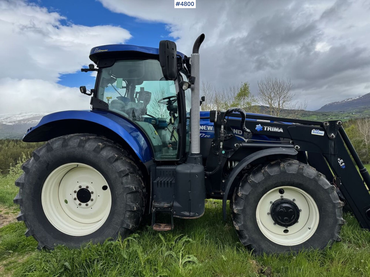 2013 New Holland T7.210 AC Blue Power m/ Frontlaster - Tractor: afbeelding 2 2013 New Holland T7.210 AC Blue Power m/ Frontlaster - Tractor: afbeelding 2