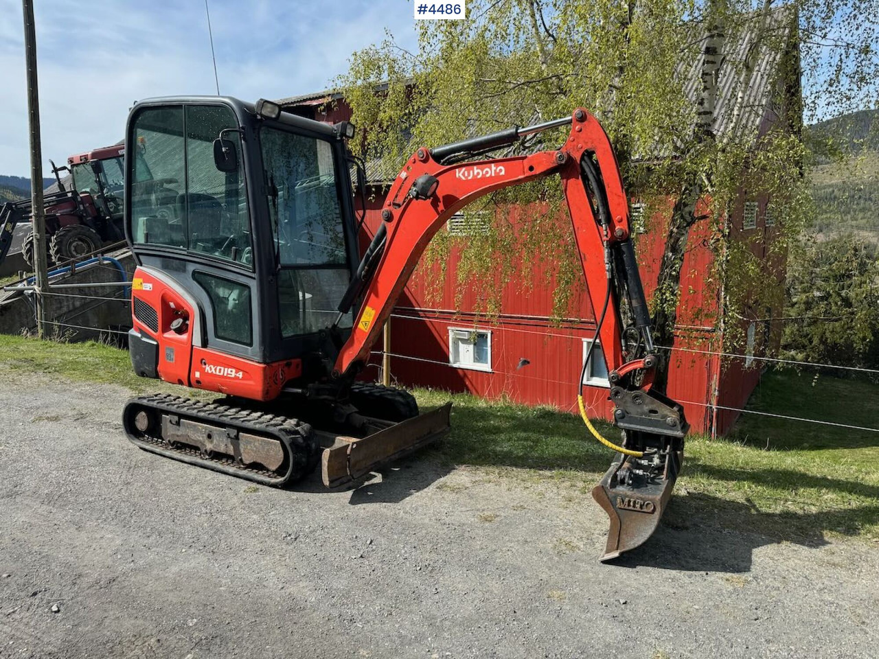 2014 Kubota KX019 Mini excavator with two buckets - Graafmachine: afbeelding 4 2014 Kubota KX019 Mini excavator with two buckets - Graafmachine: afbeelding 4