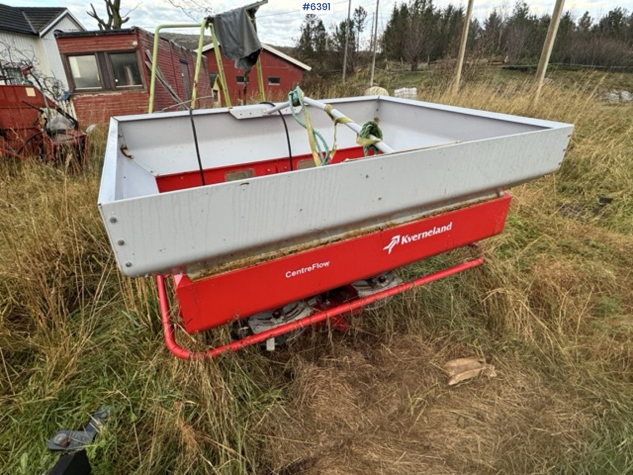 2016 Kverneland fertilizer spreader. Repair object. - Kunstmeststrooier: afbeelding 1 2016 Kverneland fertilizer spreader. Repair object. - Kunstmeststrooier: afbeelding 1