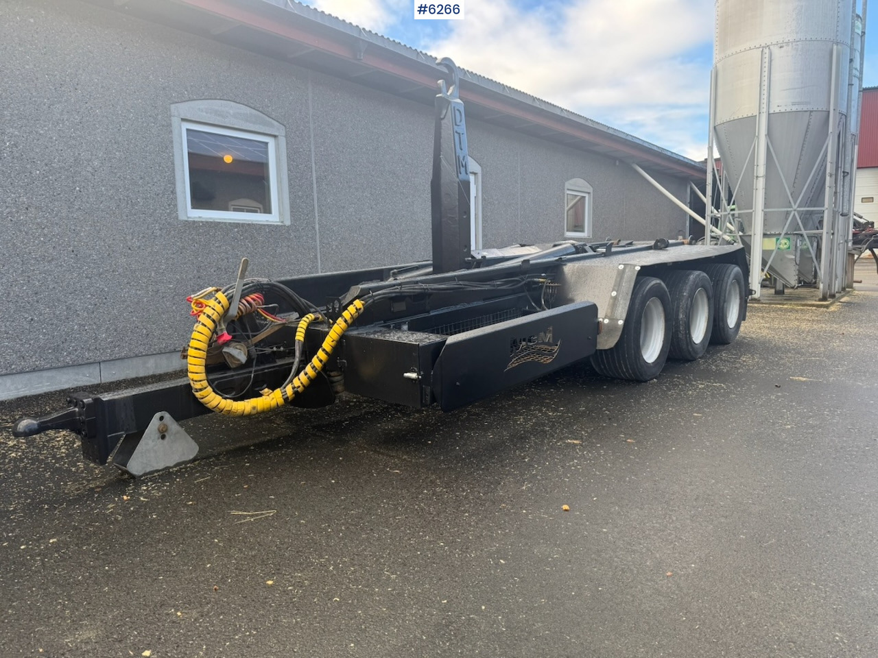 2018 MCM 3 axle tractor-container trailer w/ hook - Landbouwaanhanger: afbeelding 1 2018 MCM 3 axle tractor-container trailer w/ hook - Landbouwaanhanger: afbeelding 1