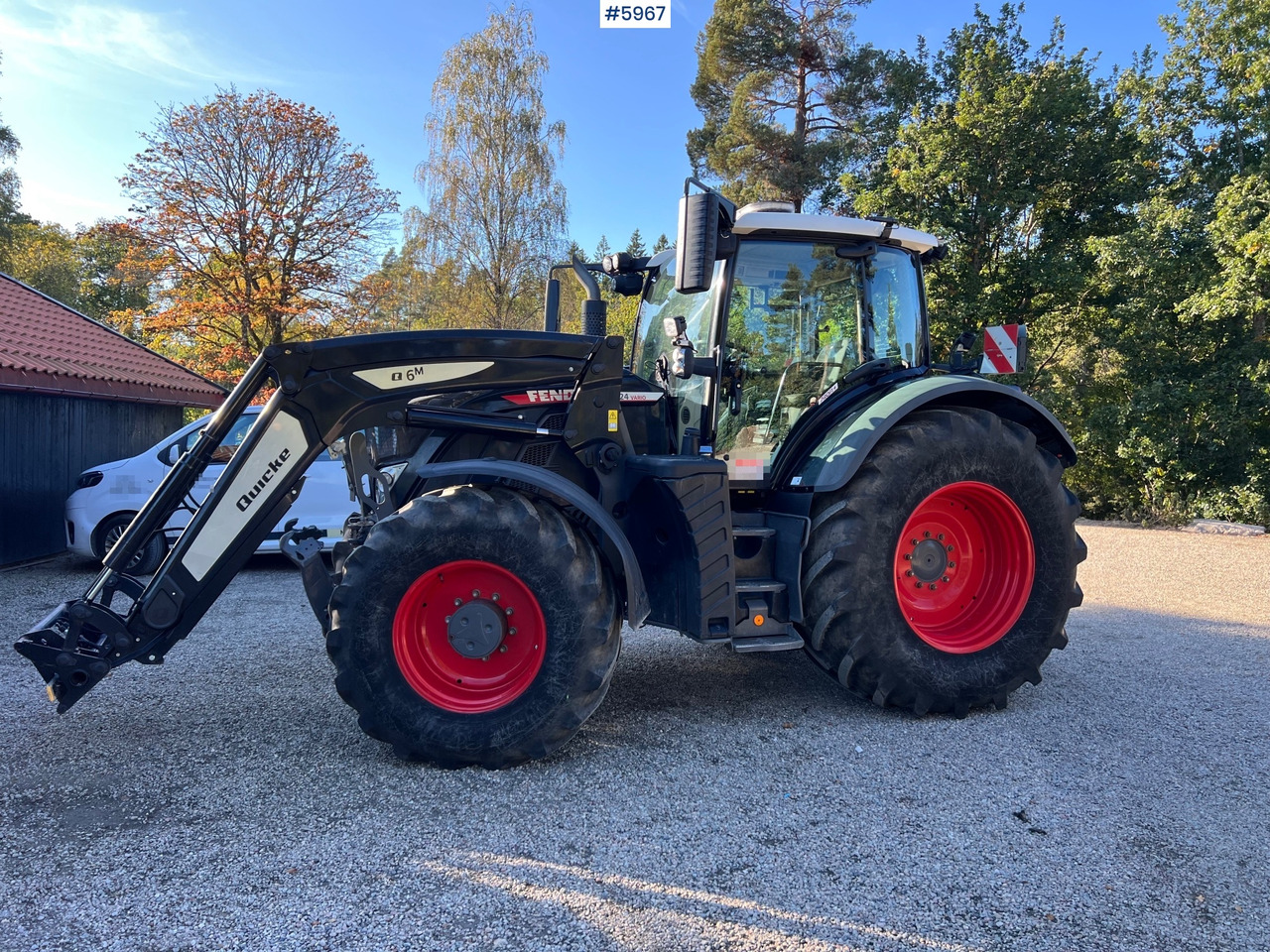 2023 Fendt 724 Vario profi + w/ Front loader and fully equipped - Tractor: afbeelding 1 2023 Fendt 724 Vario profi + w/ Front loader and fully equipped - Tractor: afbeelding 1