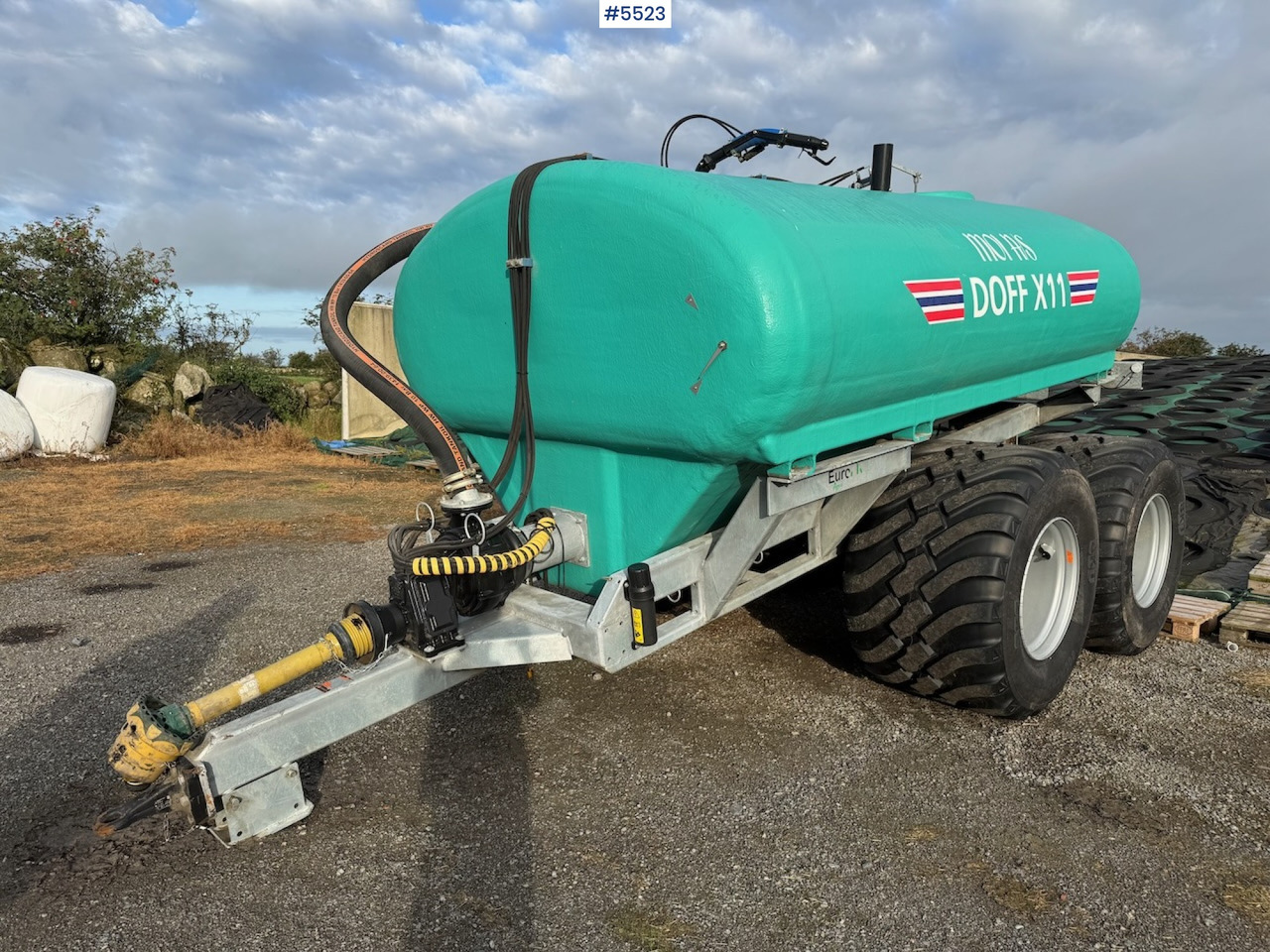 2023 Moi Doff x11 - Mesttank: afbeelding 4 2023 Moi Doff x11 - Mesttank: afbeelding 4