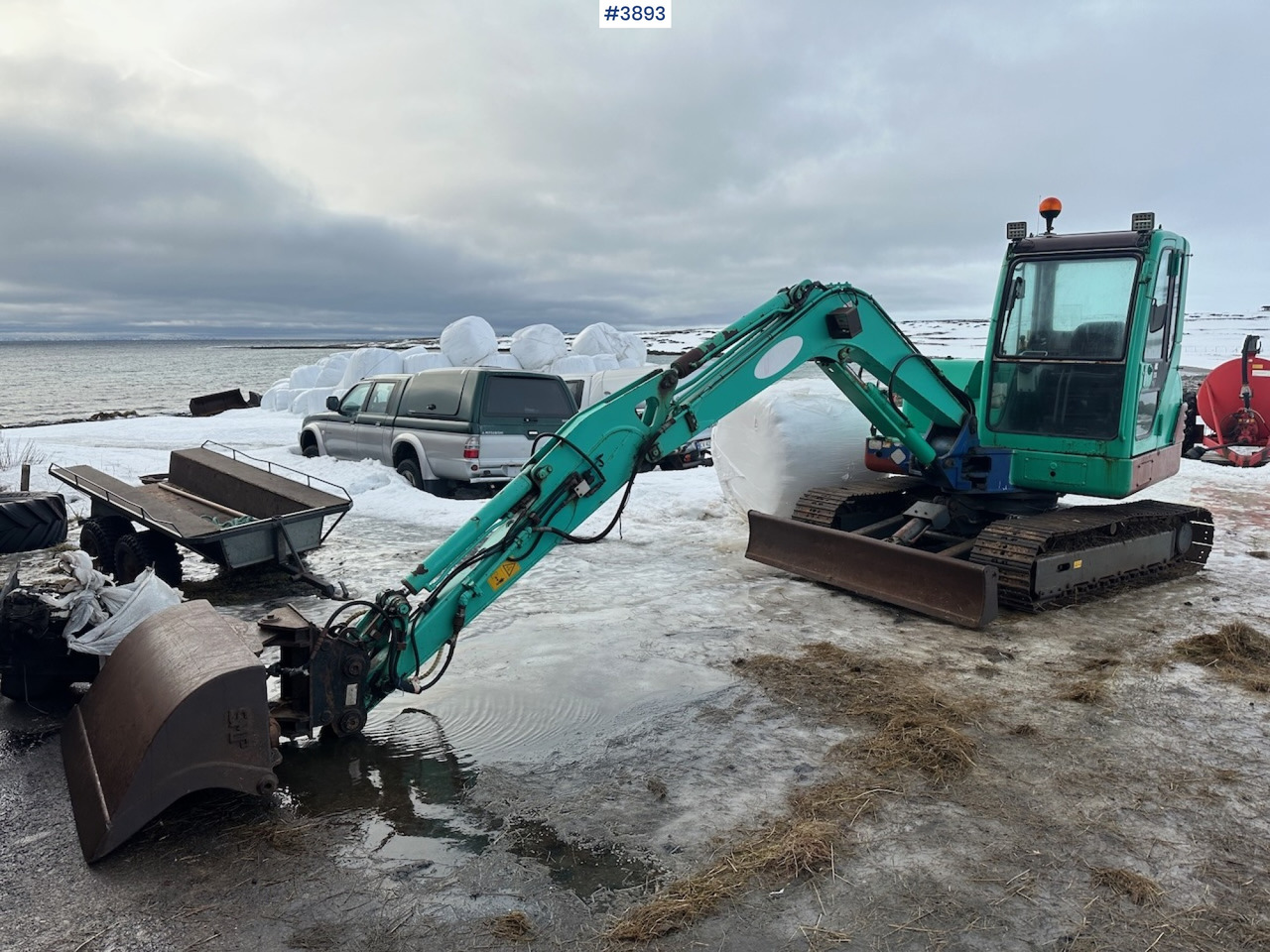 22003 IHI 45N excavator w/ 3 buckets - Minigraafmachine: afbeelding 2 22003 IHI 45N excavator w/ 3 buckets - Minigraafmachine: afbeelding 2