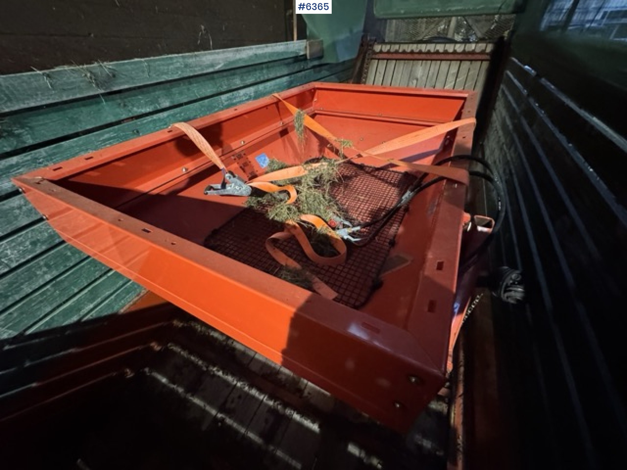 Approx. 1990 Kverneland UN7000 unloading wagon - Kunstmeststrooier: afbeelding 3 Approx. 1990 Kverneland UN7000 unloading wagon - Kunstmeststrooier: afbeelding 3