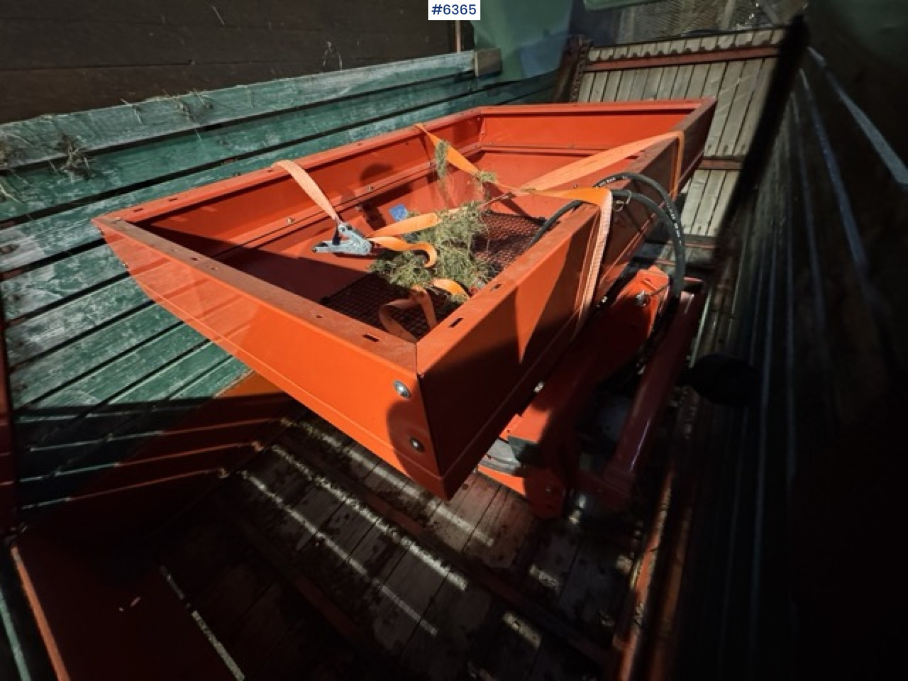 Approx. 1990 Kverneland UN7000 unloading wagon - Kunstmeststrooier: afbeelding 2 Approx. 1990 Kverneland UN7000 unloading wagon - Kunstmeststrooier: afbeelding 2