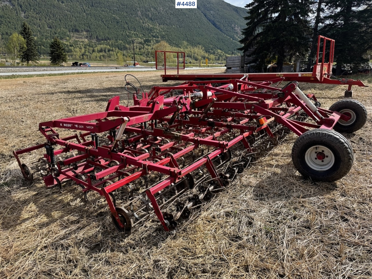 Ca. 2000 Kongskilde Germinator Harrow - Grondbewerking toebehoor: afbeelding 2 Ca. 2000 Kongskilde Germinator Harrow - Grondbewerking toebehoor: afbeelding 2