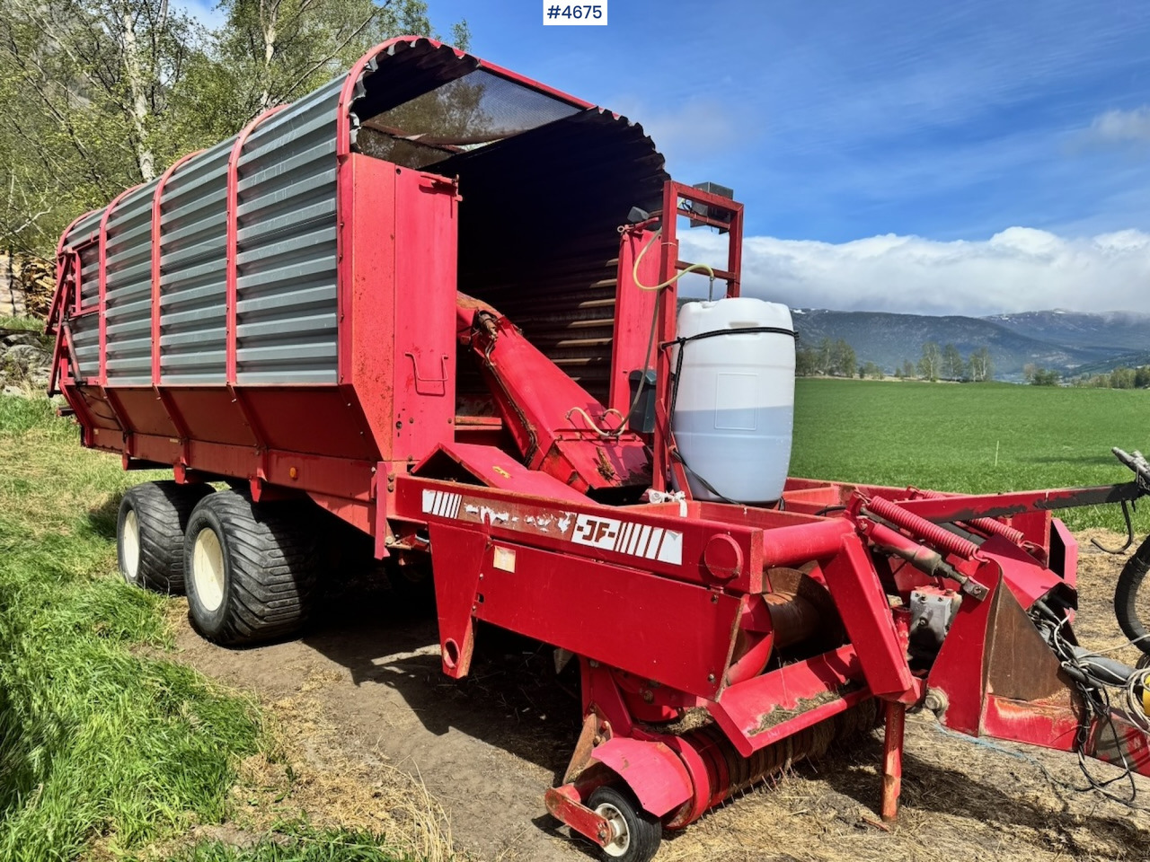 JF Forage Pickup Wagon – 40 m³ – In Good Condition! - Hooi-/ Voedermachine: afbeelding 5 JF Forage Pickup Wagon – 40 m³ – In Good Condition! - Hooi-/ Voedermachine: afbeelding 5