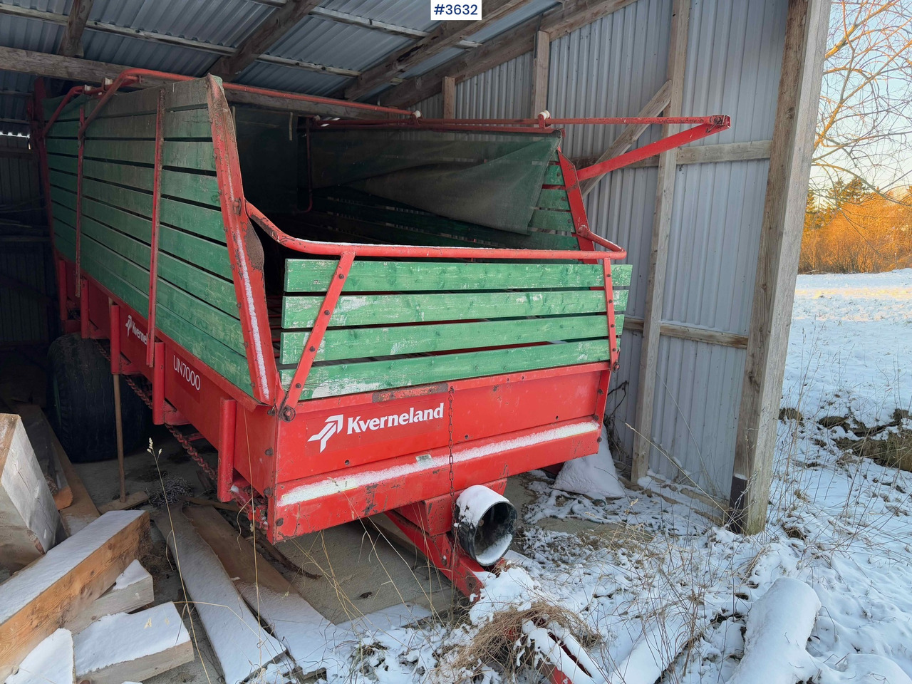 Kverneland UN7000 unloading trailer - Hooi-/ Voedermachine: afbeelding 1 Kverneland UN7000 unloading trailer - Hooi-/ Voedermachine: afbeelding 1
