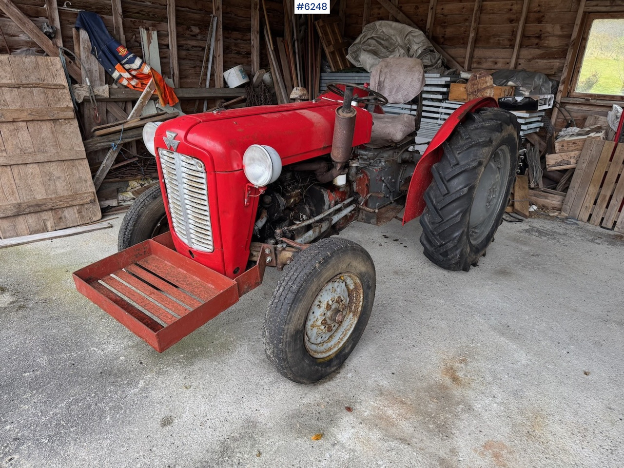Massey Ferguson 35. - Tractor: afbeelding 1 Massey Ferguson 35. - Tractor: afbeelding 1