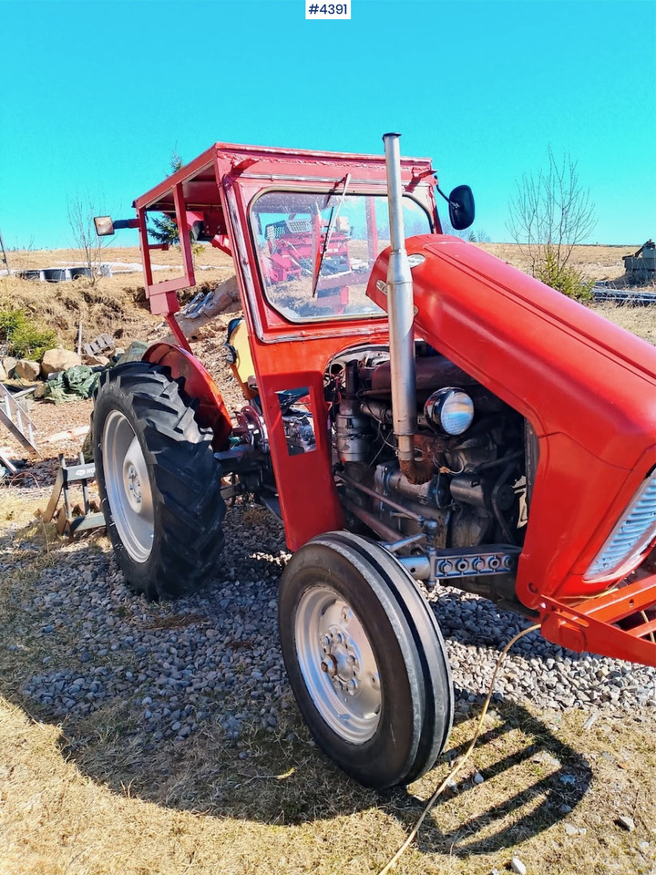 Massey Ferguson 35 - Tractor: afbeelding 1 Massey Ferguson 35 - Tractor: afbeelding 1