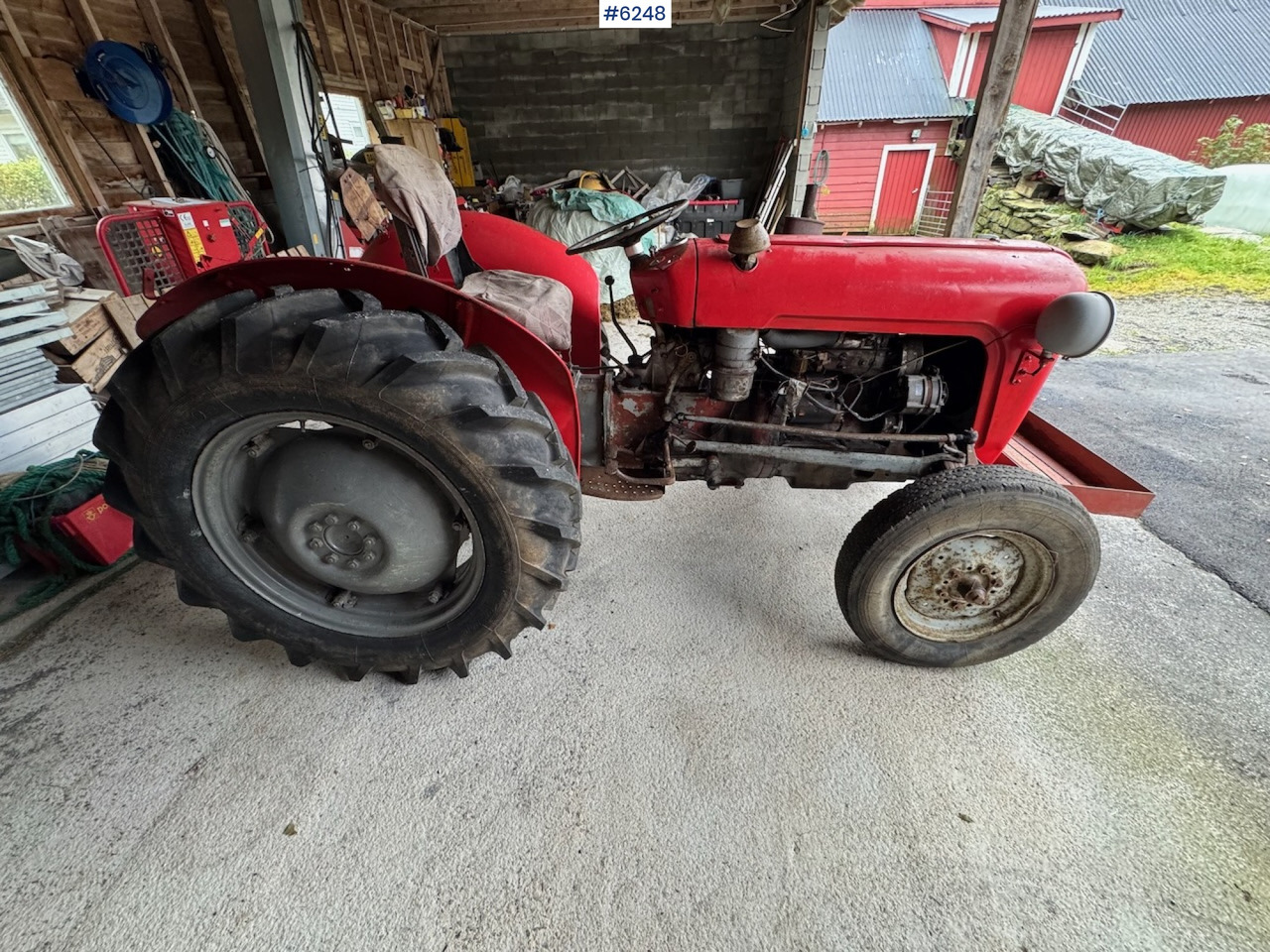 Massey Ferguson 35. - Tractor: afbeelding 4 Massey Ferguson 35. - Tractor: afbeelding 4