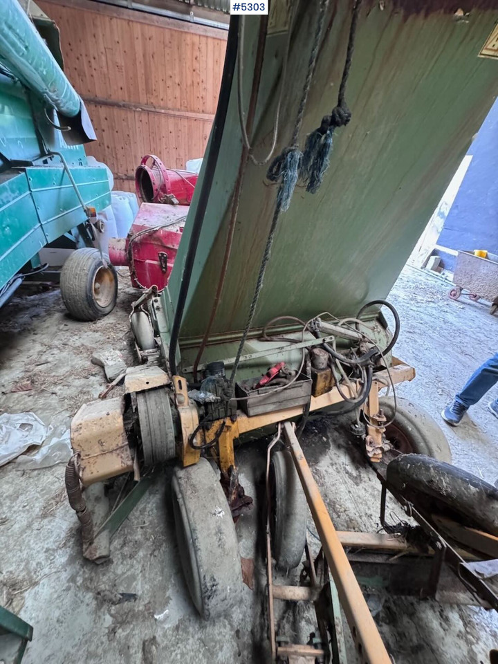 Serigstad FS134 Forage harvester - Hooi-/ Voedermachine: afbeelding 4 Serigstad FS134 Forage harvester - Hooi-/ Voedermachine: afbeelding 4