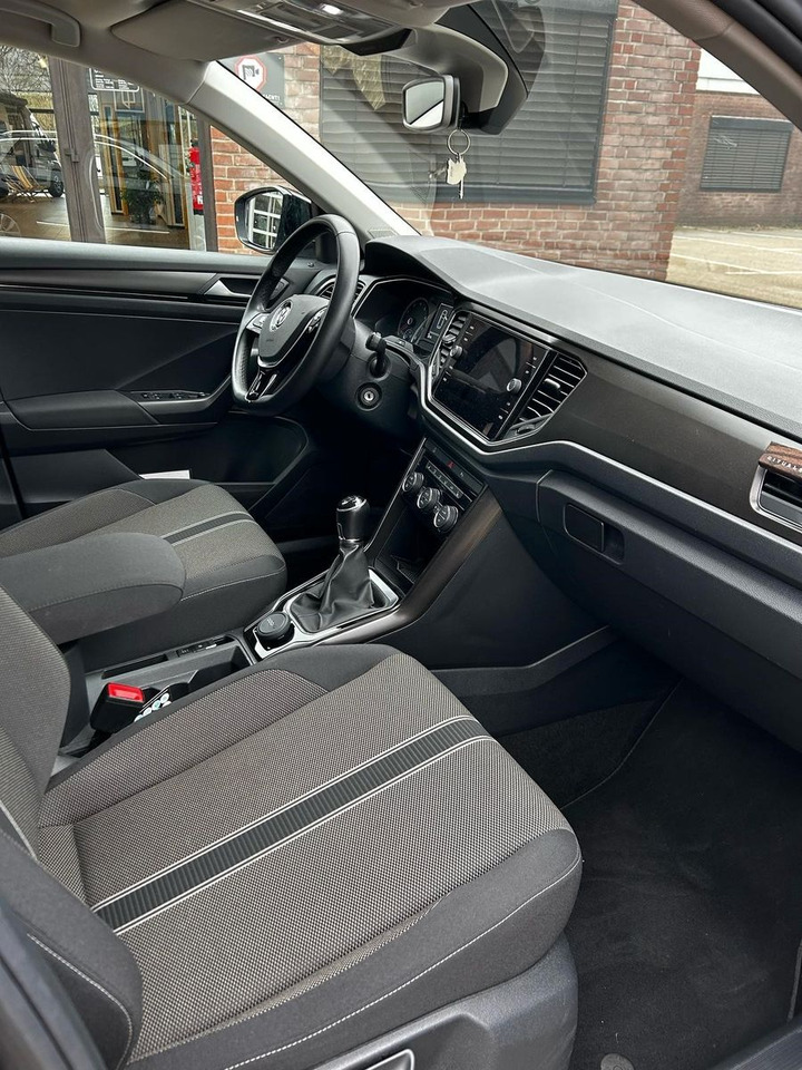 Volkswagen T-Roc Style - SUV: afbeelding 3 Volkswagen T-Roc Style - SUV: afbeelding 3