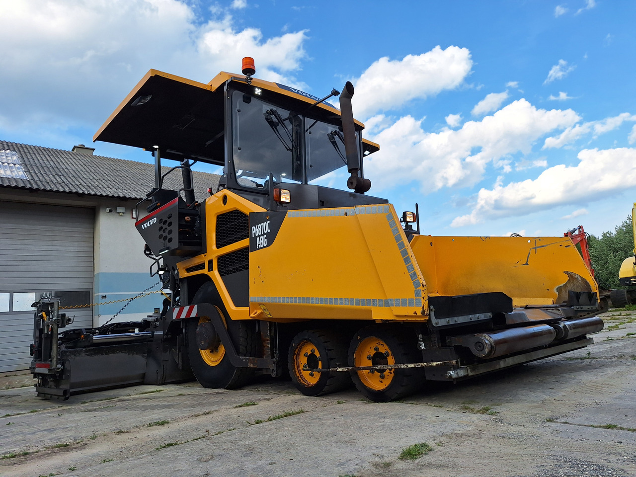 VOLVO P6870C - Asfaltafwerkmachine: afbeelding 4 VOLVO P6870C - Asfaltafwerkmachine: afbeelding 4