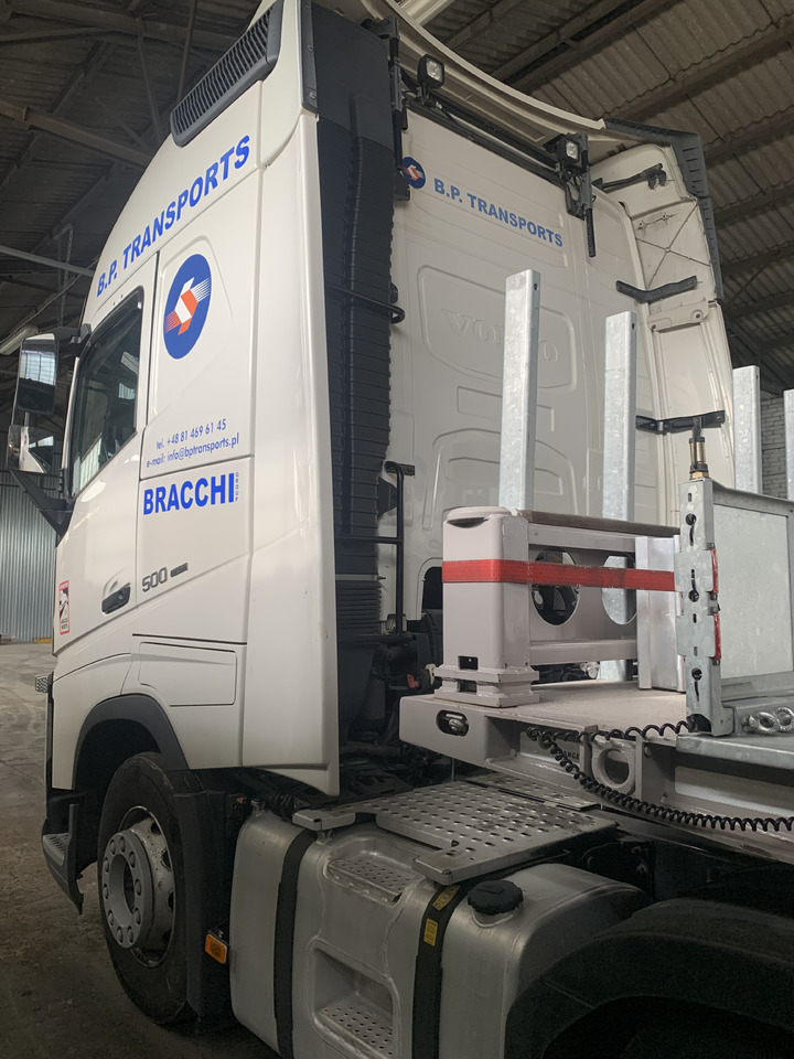 VOLVO VOLVO FH 6x2 500 Euro VI, salon Polska, ASO - Trekker: afbeelding 2 VOLVO VOLVO FH 6x2 500 Euro VI, salon Polska, ASO - Trekker: afbeelding 2