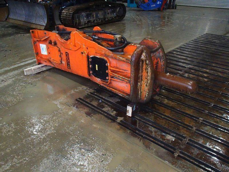 NPK E-225 A - Hydraulische hamer voor Bouwmachine: afbeelding 1 NPK E-225 A - Hydraulische hamer voor Bouwmachine: afbeelding 1