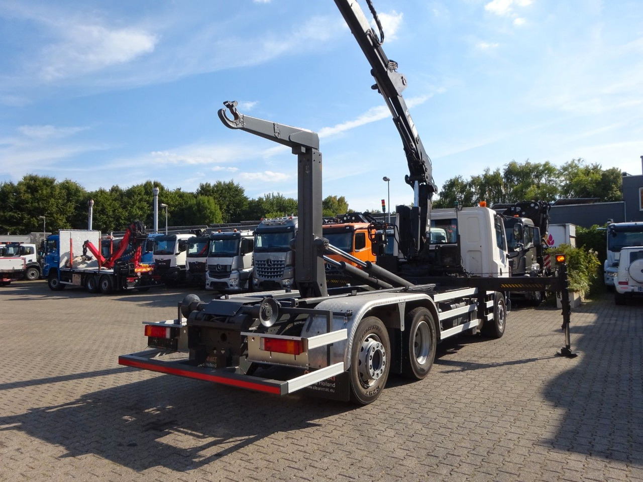 DAF 28-250 CF Abroller + HIA B195-3 Kran - Haakarmsysteem vrachtwagen, Kraanwagen: afbeelding 5 DAF 28-250 CF Abroller + HIA B195-3 Kran - Haakarmsysteem vrachtwagen, Kraanwagen: afbeelding 5