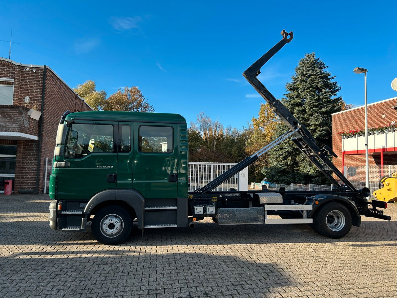 MAN 12.250 Doppelkabine Abroller - Haakarmsysteem vrachtwagen: afbeelding 5 MAN 12.250 Doppelkabine Abroller - Haakarmsysteem vrachtwagen: afbeelding 5