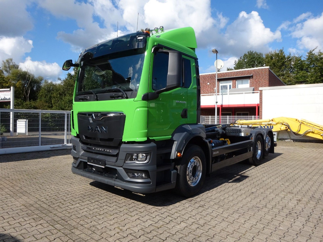 MAN 26.520 TGS HYVA Abroller 6x2 NEU - Haakarmsysteem vrachtwagen: afbeelding 1 MAN 26.520 TGS HYVA Abroller 6x2 NEU - Haakarmsysteem vrachtwagen: afbeelding 1