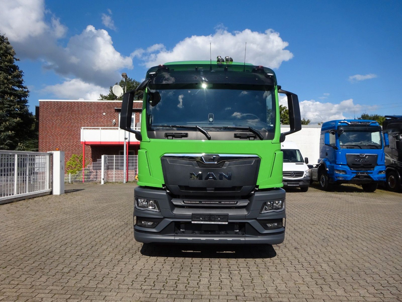 MAN 26.520 TGS HYVA Abroller 6x2 NEU !!! MAN 26.520 TGS HYVA Abroller 6x2 NEU !!! - Haakarmsysteem vrachtwagen: afbeelding 5 MAN 26.520 TGS HYVA Abroller 6x2 NEU !!! MAN 26.520 TGS HYVA Abroller 6x2 NEU !!! - Haakarmsysteem vrachtwagen: afbeelding 5
