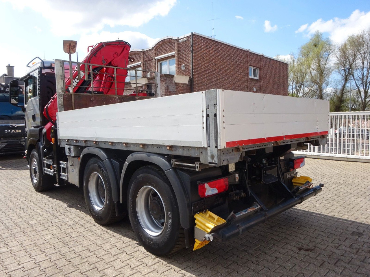 Kraanwagen MAN 33.500 TGS + MKG HLK 231 Kran 6x6 Hydrodrive: afbeelding 9