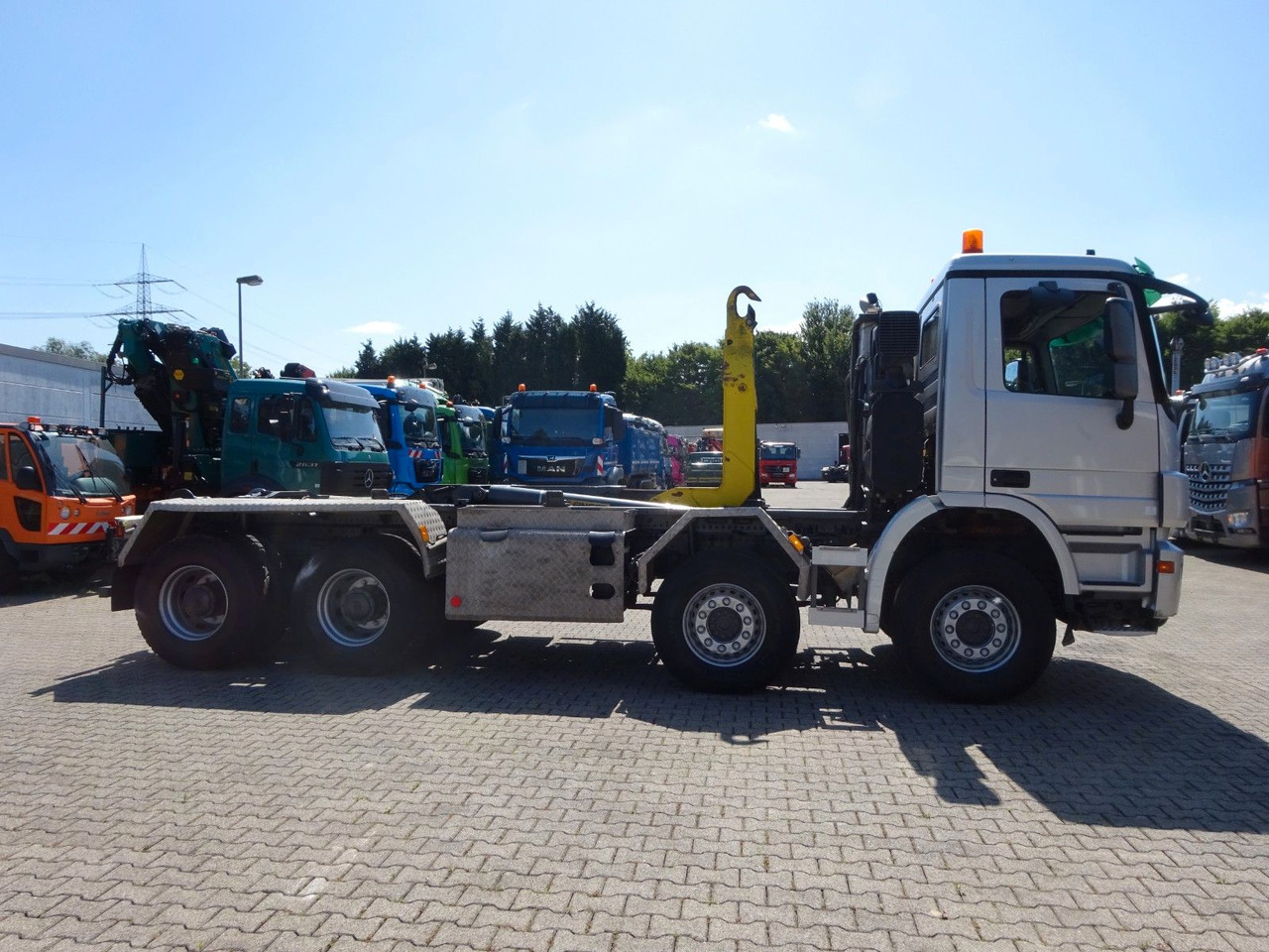 Haakarmsysteem vrachtwagen Mercedes-Benz 3244 Actros PALFINGER Abroller 8x4: afbeelding 11 Haakarmsysteem vrachtwagen Mercedes-Benz 3244 Actros PALFINGER Abroller 8x4: afbeelding 11