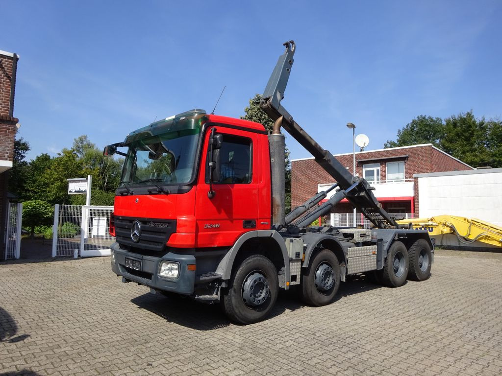 Mercedes-Benz 3246 Actros Abroller K45 8x4 Knickhacken - Haakarmsysteem vrachtwagen: afbeelding 2 Mercedes-Benz 3246 Actros Abroller K45 8x4 Knickhacken - Haakarmsysteem vrachtwagen: afbeelding 2