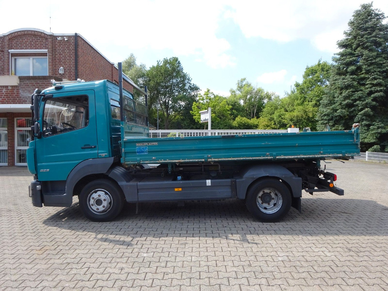 Mercedes-Benz 823 Atego MEILLER 3Skipper 4x2 - Kipper bestelwagen: afbeelding 4 Mercedes-Benz 823 Atego MEILLER 3Skipper 4x2 - Kipper bestelwagen: afbeelding 4