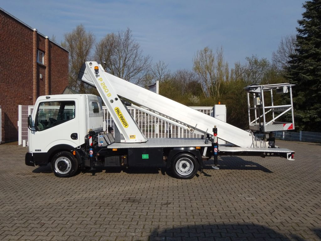 Nissan CABSTAR 35.13 PALFINGER Steiger P260B 26 Meter Nissan CABSTAR 35.13 PALFINGER Steiger P260B 26 Meter - Vrachtwagen hoogwerker, Bedrijfswagen: afbeelding 1 Nissan CABSTAR 35.13 PALFINGER Steiger P260B 26 Meter Nissan CABSTAR 35.13 PALFINGER Steiger P260B 26 Meter - Vrachtwagen hoogwerker, Bedrijfswagen: afbeelding 1