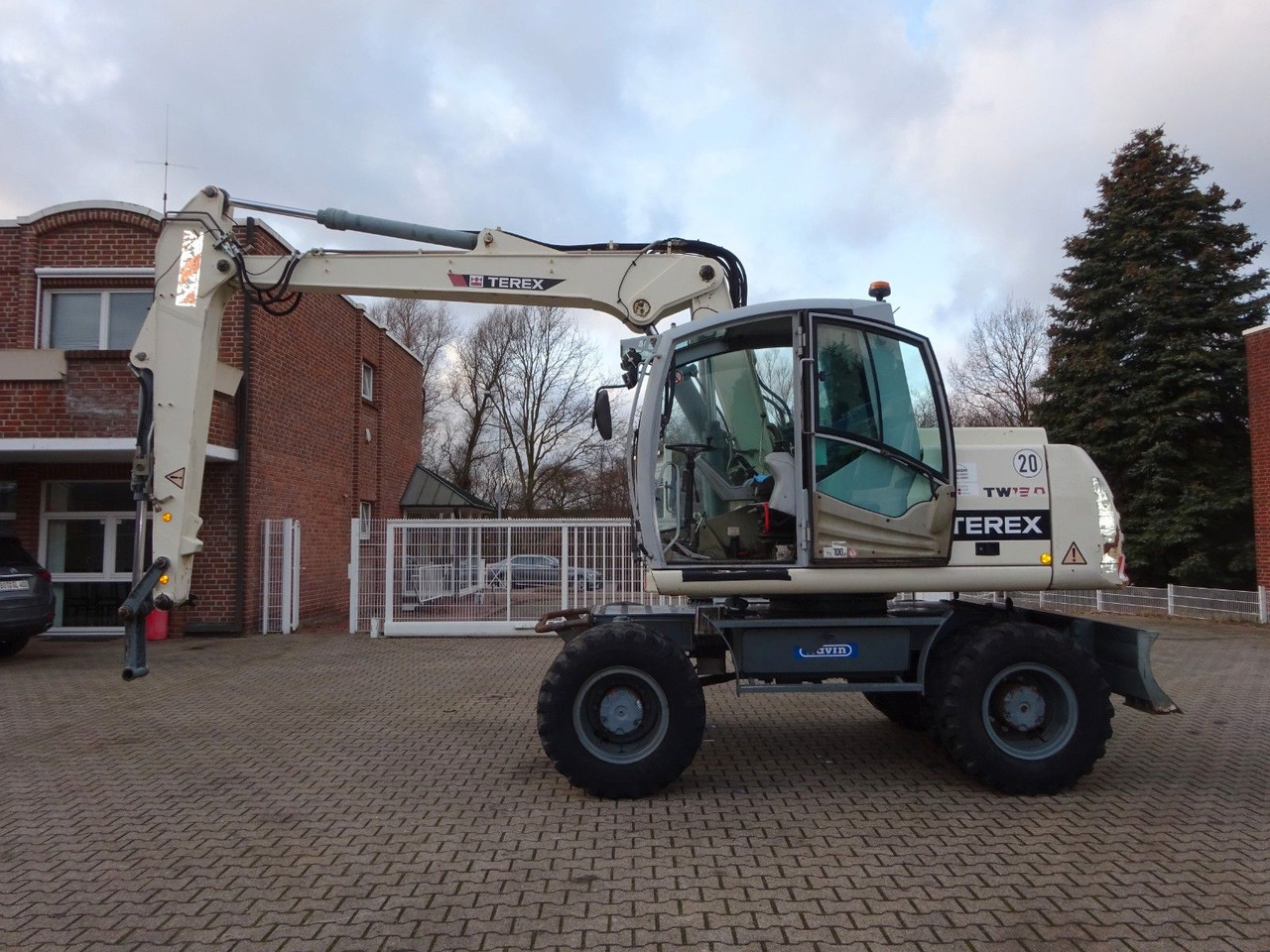 Terex ATLAS TW130 Terex ATLAS TW130 - Mobiele graafmachine: afbeelding 1 Terex ATLAS TW130 Terex ATLAS TW130 - Mobiele graafmachine: afbeelding 1